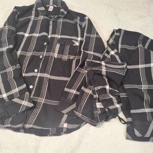 Victoria's Secret Flannel Pajama Set Black White Plaid PJ Size M Medium 2pc